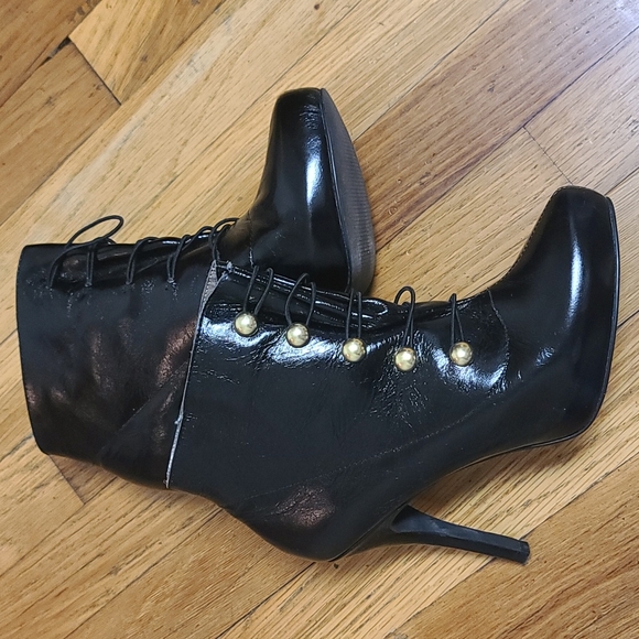 Booties - Picture 4 of 4